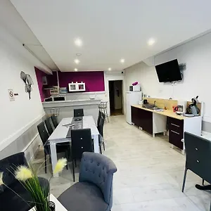 *** Couette-café Ludotel France