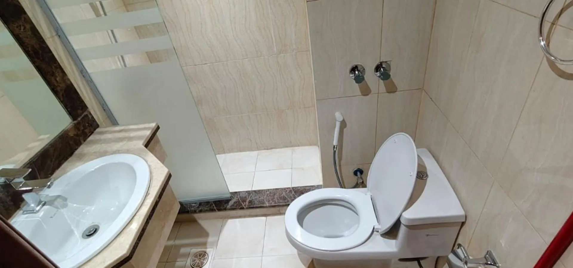 Moro Global Gold Al Aziziyah Hotel Makkah Mecca Saudi Arabia